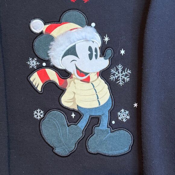 Mickey Mouse Holiday Sweatshirt Disney Parks KIDS Size 5/6 Christmas Preowned - Picture 2 of 6